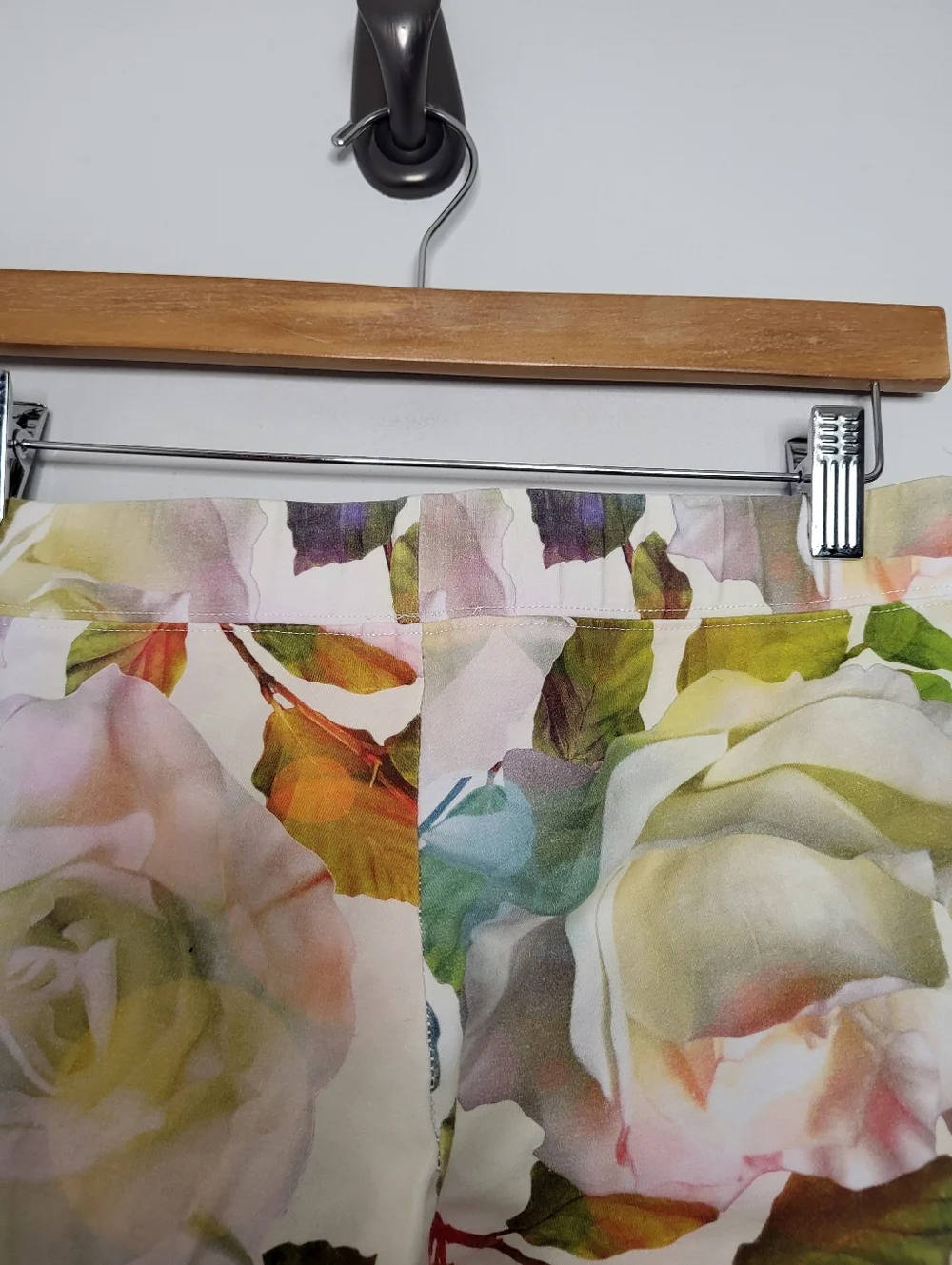 Soft Surroundings Have To Have Floral Pull On Pants Size Small